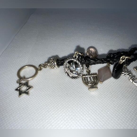 BRIGHTON LEATHER SILVER TONE JEWISH STAR OF DAVID MENORAH SHALOM CHARM BRACELET - Picture 3 of 11